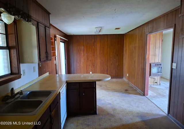 Photo 3 of Single family home for sale at 170 Parsonage Rd, Belzoni, MS 39038 | MLS# 4163344 | Listing updated on 2026-10-21