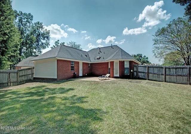Photo 2 of Sale Pending at 204 Planters Cvs, Gluckstadt, MS 39110 | MLS# 4163429 | Listing updated on 2026-09-26