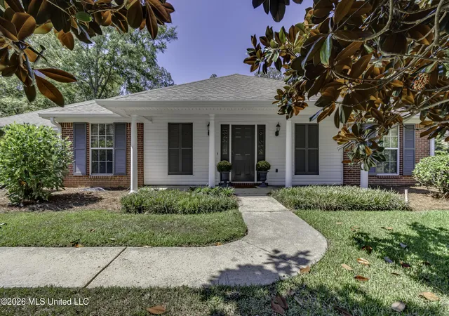 Photo 1 of Sale Pending at 210 Southampton Pl, Brandon, MS 39042 | MLS# 4163536 | Listing updated on 2026-09-30