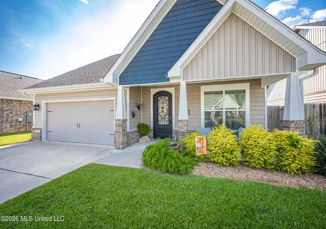 Photo 4 of Single family home for sale at 111 Westwind Ct, Ocean Springs, MS 39564 | MLS# 4163747 | Listing updated on 2026-10-14