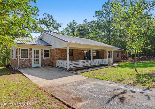 Photo 2 of Sale Pending at 154 Read Rd, Lucedale, MS 39452 | MLS# 4163588 | Listing updated on 2026-10-05