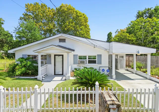 Photo 1 of Sale Pending at 1518 Dixie Ave, Gulfport, MS 39501 | MLS# 4163435 | Listing updated on 2026-09-30