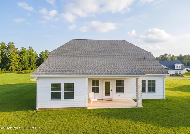 Photo 2 of Single family home for sale at 85035 Pohaku Dr, Diamondhead, MS 39525 | MLS# 4163456 | Listing updated on 2026-10-19