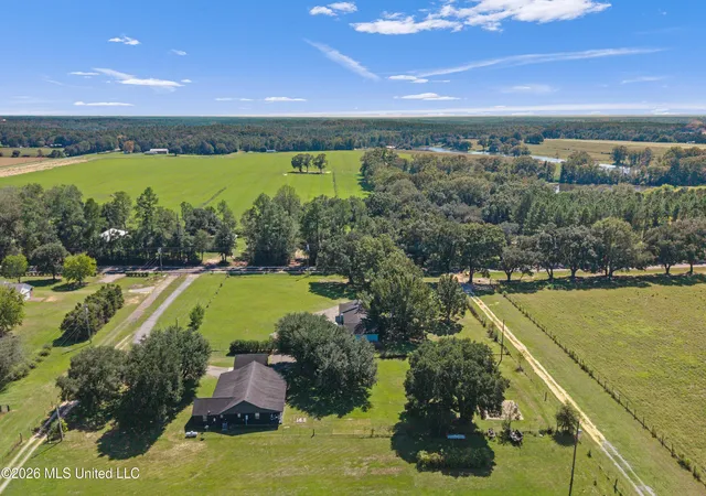 Photo 2 of Single family home for sale at 115 Krystal Ln, Lucedale, MS 39452 | MLS# 4164256 | Listing updated on 2026-10-01