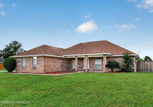 Photo 3 of Single family home for sale at 3104 Wayne Dr, Diberville, MS 39540 | MLS# 4163459 | Listing updated on 2026-10-19