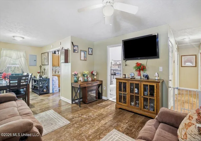 Photo 3 of Single family home for sale at 3609 W Northside Dr, Jackson, MS 39213 | MLS# 4163475 | Listing updated on 2026-10-20