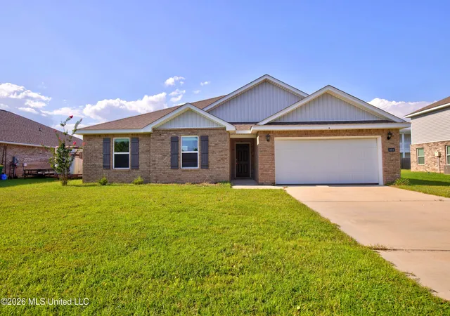 Photo 2 of Sale Pending at 8604 Palmetto Dr, Ocean Springs, MS 39564 | MLS# 4163495 | Listing updated on 2026-10-02