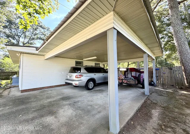 Photo 2 of Single family home for sale at 311 N Street Dr, Brookhaven, MS 39601 | MLS# 4163562 | Listing updated on 2026-09-25