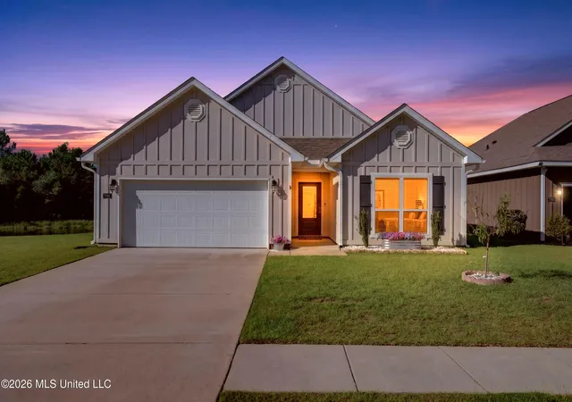 Photo 2 of Single family home for sale at 7741 Coral Ln, Ocean Springs, MS 39564 | MLS# 4163534 | Listing updated on 2026-10-20