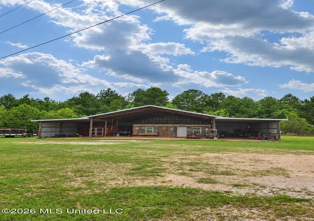 Photo 1 of Single family home for sale at 562 Restertown Rd, Poplarville, MS 39470 | MLS# 4163541 | Listing updated on 2026-10-19
