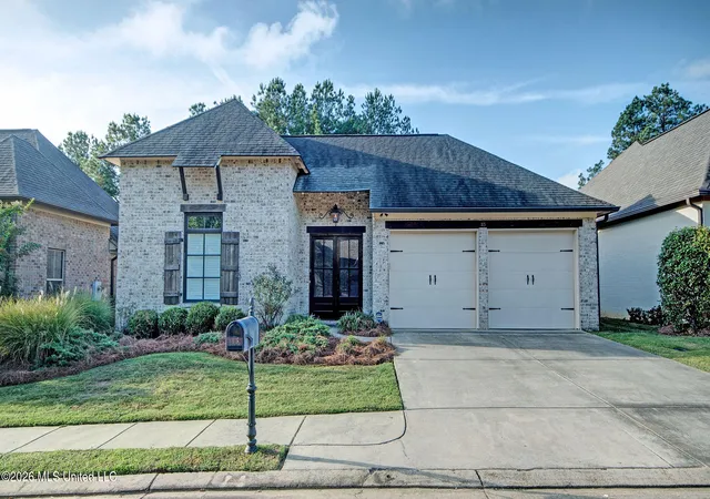 Photo 1 of Single family home for sale at 115 Hampton Chase, Madison, MS 39110 | MLS# 4163543 | Listing updated on 2026-10-30