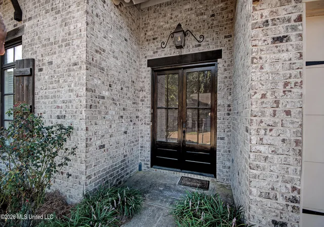 Photo 3 of Single family home for sale at 115 Hampton Chase, Madison, MS 39110 | MLS# 4163543 | Listing updated on 2026-10-30