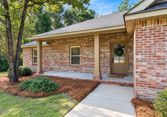 Photo 2 of Sale Pending at 51 Southfork Dr, Petal, MS 39465 | MLS# 4163550 | Listing updated on 2026-10-02