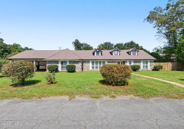 Photo 1 of Single family home for sale at 2186 Mill St Ext, Lucedale, MS 39452 | MLS# 4163591 | Listing updated on 2026-10-11