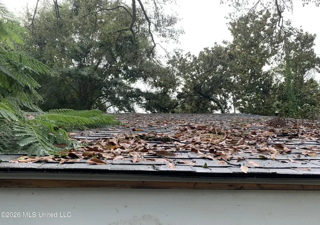 Photo 2 of Single family home for sale at 1625 Pringle Cir, Biloxi, MS 39531 | MLS# 4163643 | Listing updated on 2026-10-15