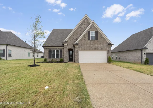 Single family home for sale at 2314 Dela Dr, Southaven, MS 38672 | MLS# 4163577