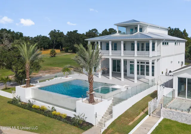 Photo 1 of Mansion for sale at 1936 Beach Dr, Gulfport, MS 39507 | MLS# 4163717 | Listing updated on 2026-10-04