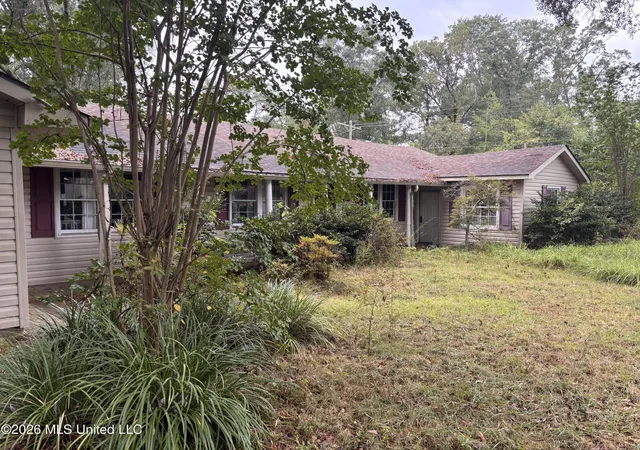 Photo 1 of Single family home for sale at 727 N James Ave, Mc Comb, MS 39648 | MLS# 4163661 | Listing updated on 2026-10-14