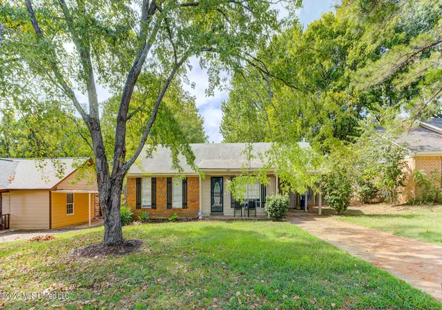 Photo 1 of Single family home for sale at 5671 Winterwood Dr, Horn Lake, MS 38637 | MLS# 4164127 | Listing updated on 2026-10-01