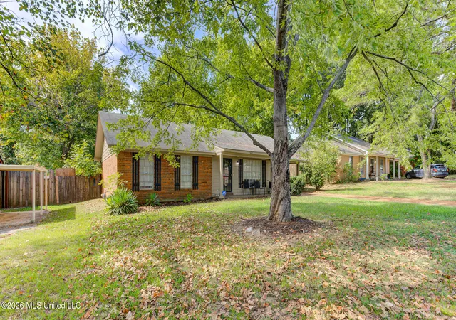 Photo 2 of Single family home for sale at 5671 Winterwood Dr, Horn Lake, MS 38637 | MLS# 4164127 | Listing updated on 2026-10-01
