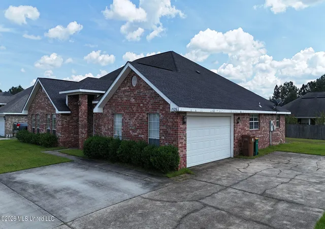 Photo 3 of Sale Pending at 15250 Camelot Dr, Diberville, MS 39540 | MLS# 4163674 | Listing updated on 2026-10-16