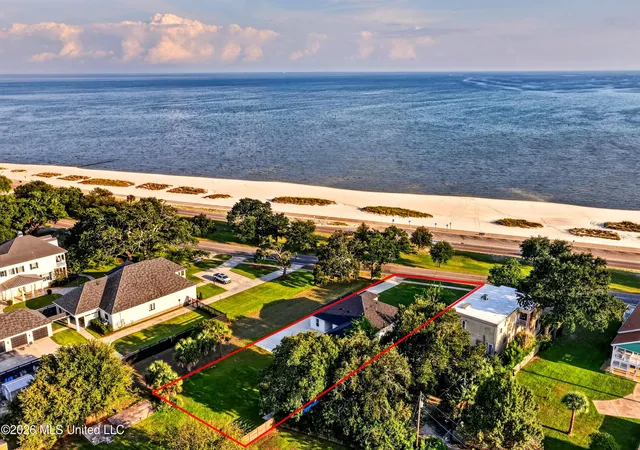 Photo 2 of Single family home for sale at 1416 E Beach Blvd, Gulfport, MS 39501 | MLS# 4163908 | Listing updated on 2026-10-15
