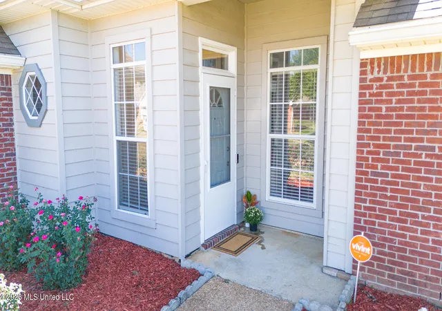Photo 3 of Sale Pending at 632 Post Oak Pl, Pearl, MS 39208 | MLS# 4163746 | Listing updated on 2026-10-05