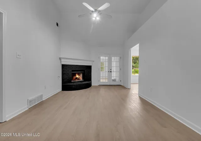 Photo 3 of Sale Pending at 6972 Fox Briar Cvs, Walls, MS 38680 | MLS# 4163980 | Listing updated on 2026-10-13