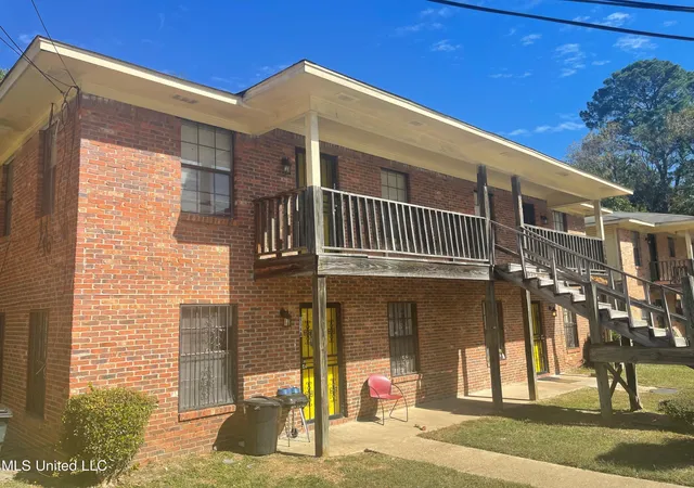 Photo 1 of Multi family home for sale at 654 Chelsea Dr, Jackson, MS 39212 | MLS# 4163780 | Listing updated on 2026-09-28