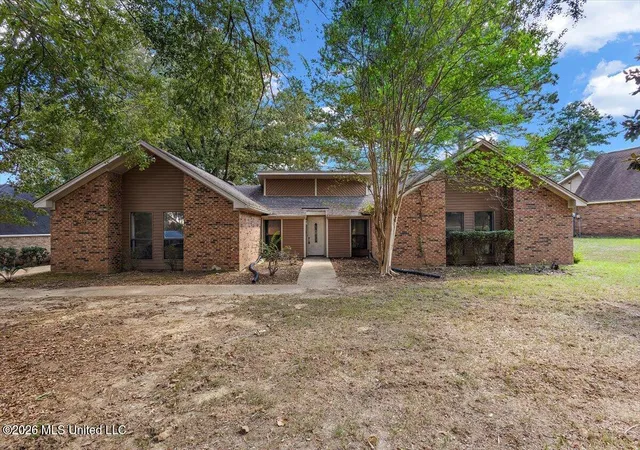 Photo 1 of Single family home for sale at 4800 Brookwood Pl, Byram, MS 39272 | MLS# 4163806 | Listing updated on 2026-10-28