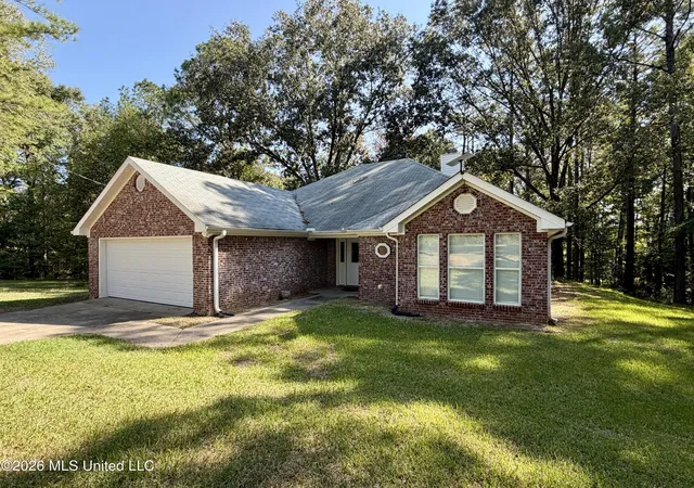 Photo 2 of Sale Pending at 1245 John Warren Rd, Bolton, MS 39041 | MLS# 4163859 | Listing updated on 2026-10-07