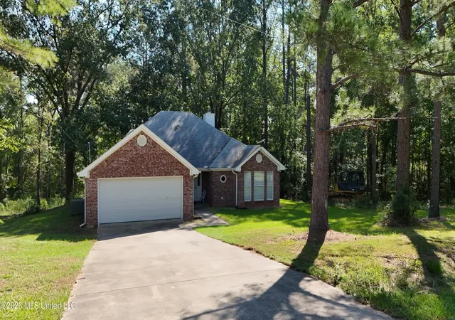Photo 3 of Sale Pending at 1245 John Warren Rd, Bolton, MS 39041 | MLS# 4163859 | Listing updated on 2026-10-07