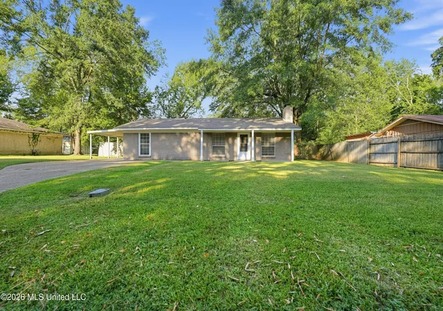 Photo 1 of Sale Pending at 109 Skylane Dr, Pearl, MS 39208 | MLS# 4164023 | Listing updated on 2026-10-14