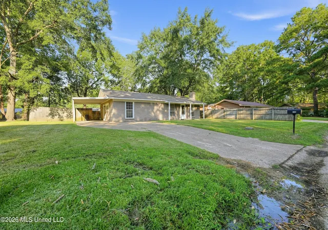 Photo 2 of Sale Pending at 109 Skylane Dr, Pearl, MS 39208 | MLS# 4164023 | Listing updated on 2026-10-14