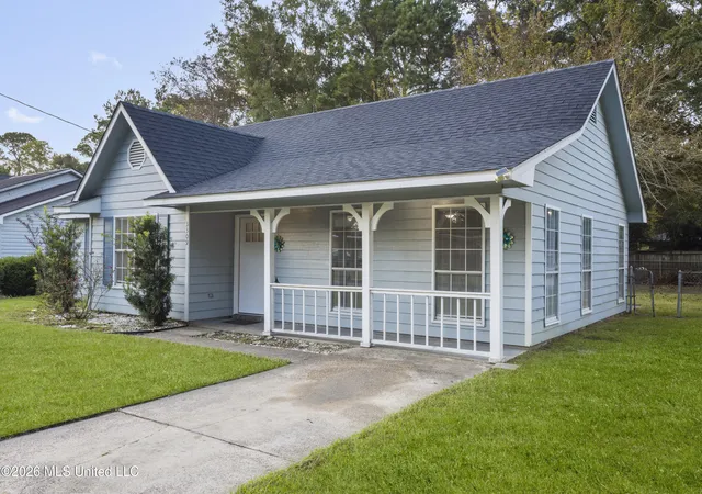 Photo 3 of Sale Pending at 3309 Neptune Dr, Gautier, MS 39553 | MLS# 4164217 | Listing updated on 2026-10-19
