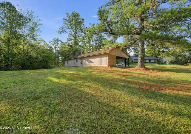 Photo 1 of Single family home for sale at 496 Chelsea Dr, Jackson, MS 39212 | MLS# 4164028 | Listing updated on 2026-10-20