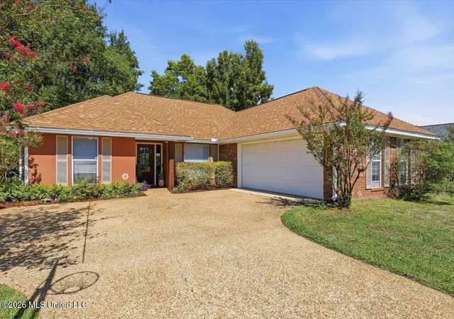 Photo 1 of Sale Pending at 433 Westport Way, Flowood, MS 39232 | MLS# 4164186 | Listing updated on 2026-10-08