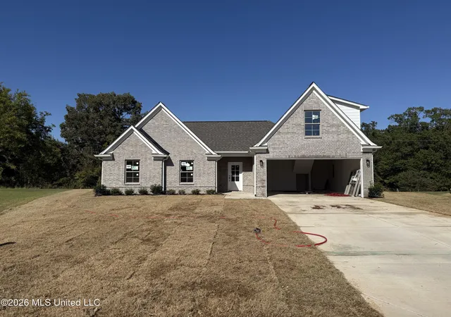Photo 1 of Single family home for sale at 7874 Ella Pointe, Walls, MS 38680 | MLS# 4163876 | Listing updated on 2026-10-12