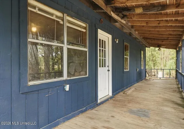 Photo 2 of Sale Pending at 512 Oakview, Como, MS 38619 | MLS# 4163902 | Listing updated on 2026-10-01