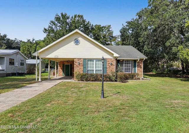 Photo 1 of Single family home for sale at 1315 Martin St, Pascagoula, MS 39581 | MLS# 4163937 | Listing updated on 2026-10-19