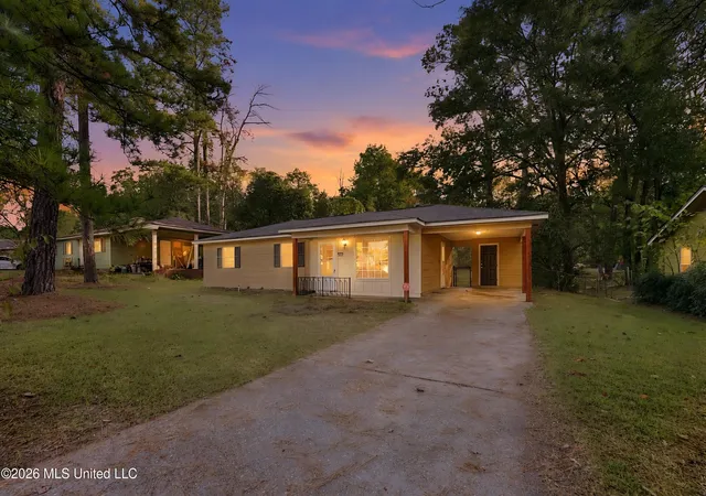 Photo 1 of Sale Pending at 3976 Rainey Rd, Jackson, MS 39212 | MLS# 4164335 | Listing updated on 2026-10-22