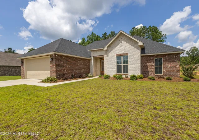 Photo 1 of Single family home for sale at 8 Silverstone, Petal, MS 39465 | MLS# 4163965 | Listing updated on 2026-09-29