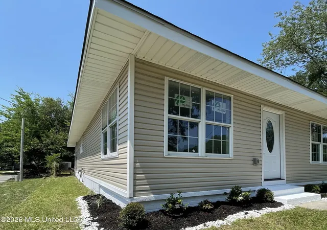 Photo 1 of Single family home for sale at 3524 15th Street, Gulfport, MS 39501 | MLS# 4164852 | Listing updated on 2026-10-07