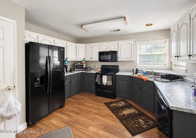 Photo 3 of Single family home for sale at 109 Summit Dr, Carriere, MS 39426 | MLS# 4164003 | Listing updated on 2026-09-30