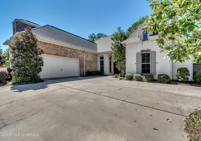 Single family home for sale at 103 Ridgetop Cir, Flowood, MS 39232 | MLS# 4164019