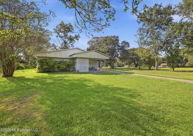 Photo 2 of Multi family home for sale at 12193 Shorecrest Rd, Biloxi, MS 39532 | MLS# 4164506 | Listing updated on 2026-10-18