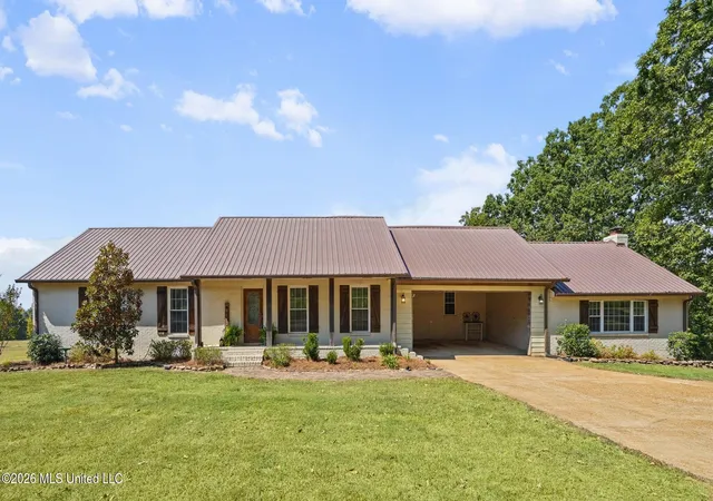 Photo 1 of Sale Pending at 906 Old Hwy 4, Holly Springs, MS 38635 | MLS# 4164401 | Listing updated on 2026-10-09