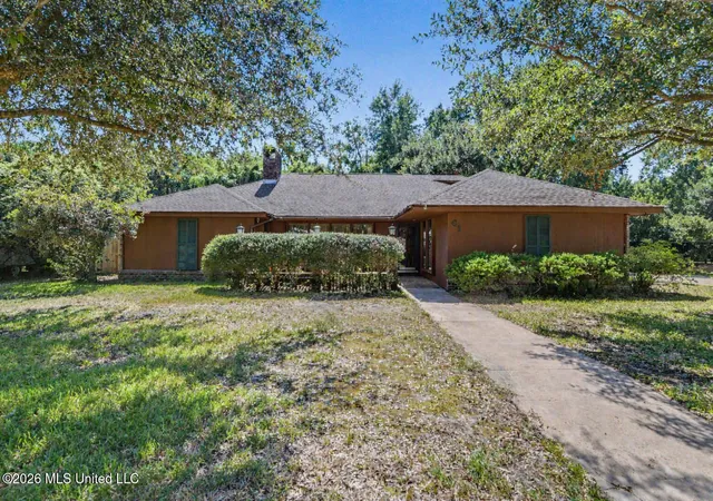 Photo 1 of Single family home for sale at 610 Sunset Dr, Bay Saint Louis, MS 39520 | MLS# 4164039 | Listing updated on 2026-10-13