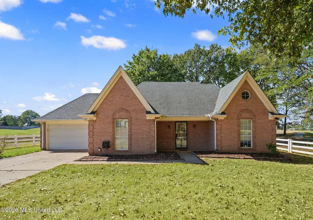 Photo 1 of Sale Pending at 7505 Roundtable Dr, Southaven, MS 38671 | MLS# 4164189 | Listing updated on 2026-10-08
