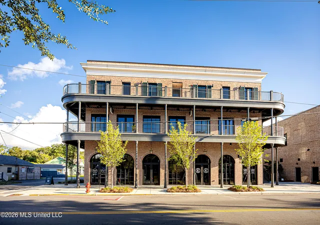 Condo for sale at 1515 Government St, Ocean Springs, MS 39564 | MLS# 4164294